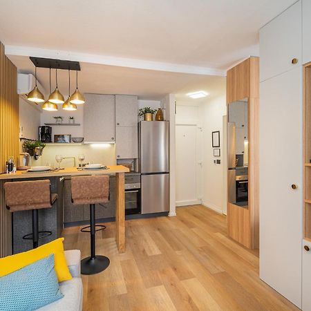 Studio Apartment Lemon & Sun Split Luaran gambar