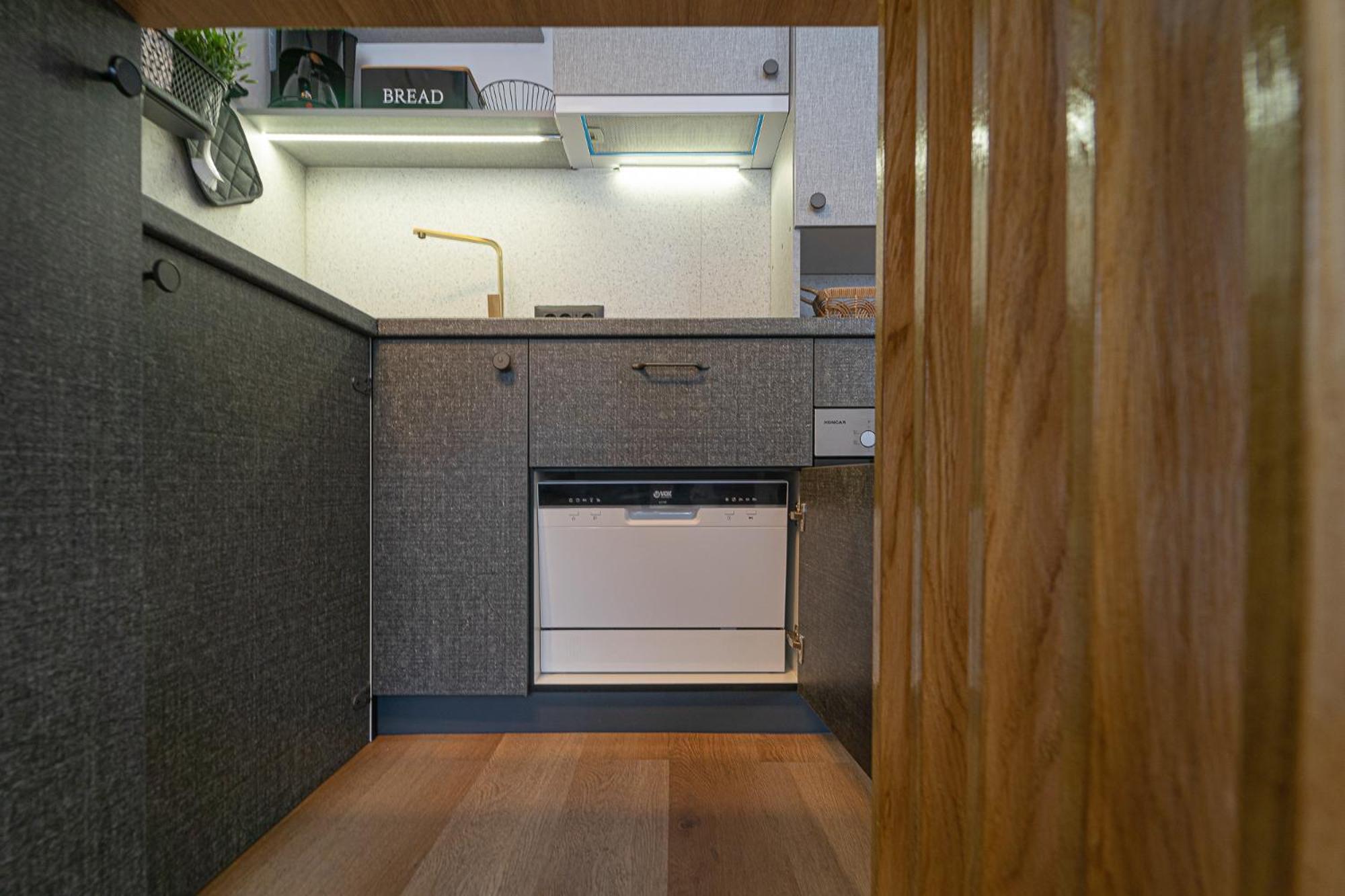 Studio Apartment Lemon & Sun Split Luaran gambar