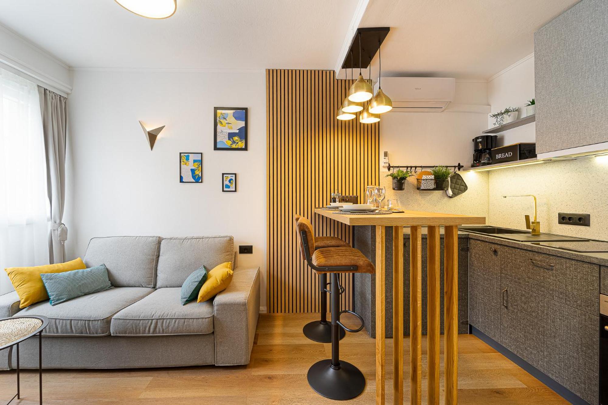Studio Apartment Lemon & Sun Split Luaran gambar